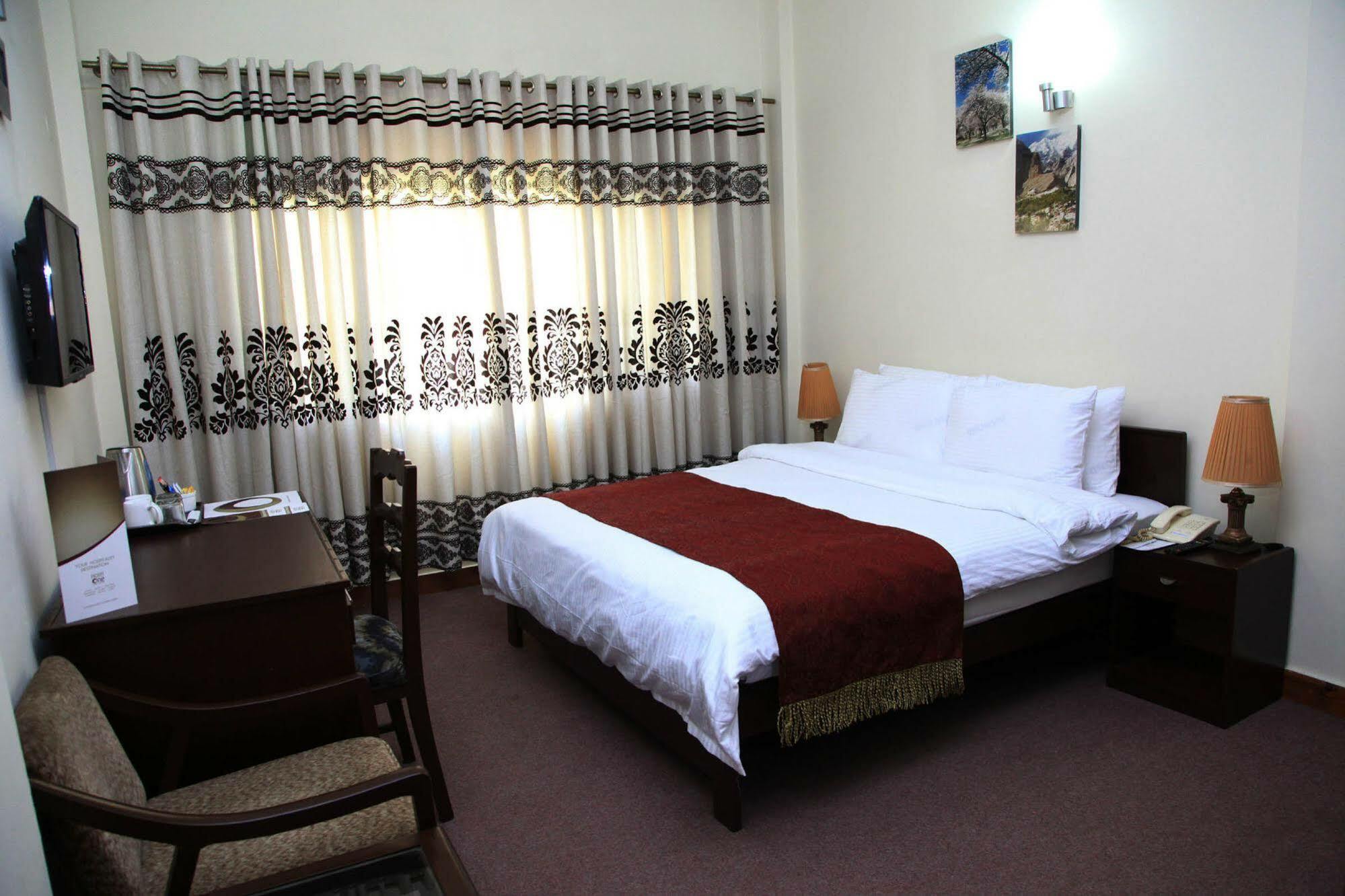 Hotel One Skardu Exterior photo